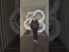 drut kolczasty wysyłany w kontenerze