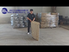 Bariera obronna - mur obronny wojskowy - demonstracja pojedynczego rozmieszczenia