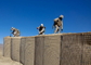 Ściana armii wojskowej Cynk - powlekany aluminium Typ Hesco Barrier Bastion Bariery obronne dla powodzi