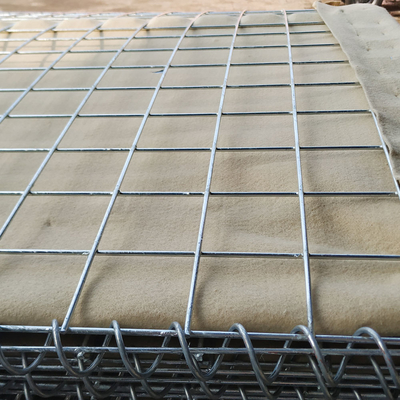 Wojskowe 4-6mm Zindywidualizowany rozmiar Galwanizowana bariera obronna Galfan Geotextile Tkanina dla przeciwpowodzi