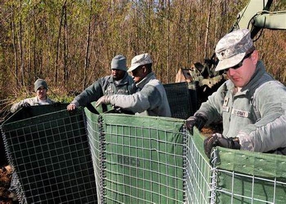 Ciężkie urządzenia o wysokiej wytrzymałości Obronne bariery powodziowe Bastion Piaskowy mur Hesco Barrier Fence For Shooting Range