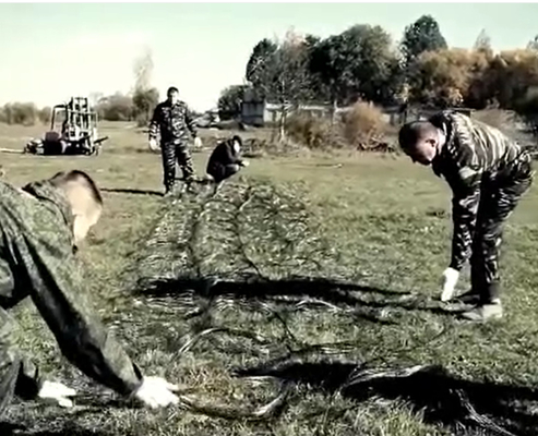Standardowy przewód antytankowy NATO Concertina z połowieniem galwanizowanym