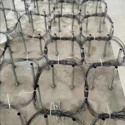 KN Tank Barrier Wire Mesh Anti Tank Track Wrapping Net Reducing Tank Mobility In Ukraine