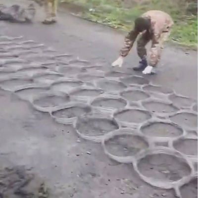 Niewidoczny ogrodzenie przeszkody zbiornika 10x5x1.4m Bezpieczeństwo KN zbiornika bariera sieci drutowej