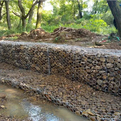 2X1X1M Gabionowa siatka druciana 80X100Mm Gabionowy kosz na kamienie do projektu przeciwpowodziowego