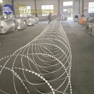China Factory Concertina Razor Barbed Wire używany do ogrodzenia granicznego kraju