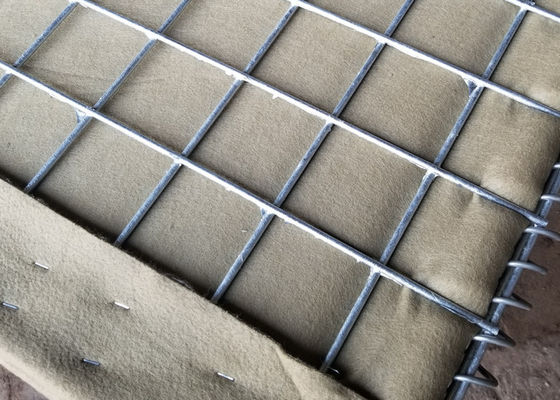 4mm wojskowa ściana ochronna krawędzi Hesco Mil 10 Bastion Barrier Fence