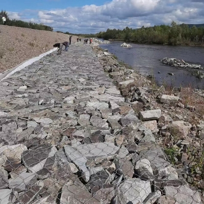 Heksagonalna siatka druciana z siatki gabionowej o długości 2 m, odporna na rdzę